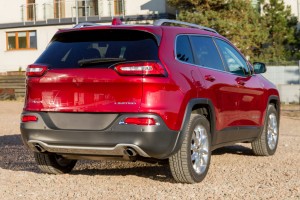 JEEP CHEROKEE V KL 2014-2018 PRZED LIFTINGIEM LAMPA LED W KLAPĘ BAGAŻNIKA PRAWA 68330344AA  