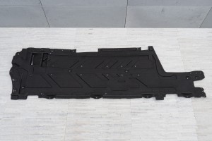 MERCEDES B-CLASS W247 2018+ MATERIAŁOWA OSŁONA PODWOZIA PRAWA Z KOMPLETEM ŚRUB A1776808603