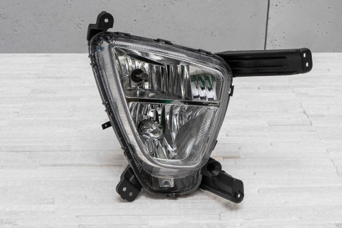KIA SORENTO III UM 2014-2017 PRZED LIFTINGIEM HALOGEN LAMPA PRZECIWMGIELNA PRAWA 92202C5110