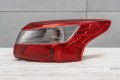 FORD FOCUS MK3 III 2010-2014 PRZED FACELIFTINGIEM SEDAN KAROSERYJNA LAMPA TYLNA PRAWA BM5113404CE