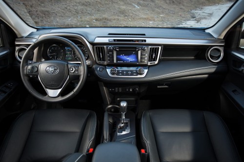 TOYOTA RAV4 IV XA40 2013-2015 OZDOBNA RAMKA PRZEŁĄCZNIKÓW KONSOLI ŚRODKOWEJ