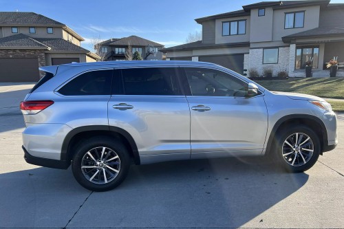 TOYOTA HIGHLANDER III XU50 2013-2019 DRZWI TYLNE PRAWE 67004OE130