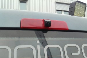 VOLKSWAGEN CADDY III 2K 2003-2020 KAMERA COFANIA Z DIODAMI IR MONTOWANA W MIEJSCE ŚWIATŁA STOPU