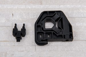 BMW i3 I01 2013-2022 UCHWYT CHŁODNICY DOLNY LEWY 17118620732