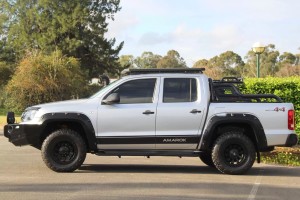 VOLKSWAGEN AMAROK 2009-2020 POSZERZENIA BŁOTNIKÓW