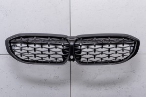 BMW SERIA 3 G21 2018+ TUNINGOWY GRILL PRZEDNI DIAMOND CZARNY ATRAPA NERKI WERSJA Z KAMERĄ
