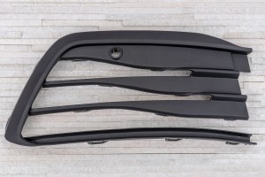 VOLKSWAGEN GOLF 8 VIII 5H 2020-2024 PRZED FACELIFTINGIEM KRATKA PRZEDNIEGO ZDERZAKA PRAWA 5H0853666J