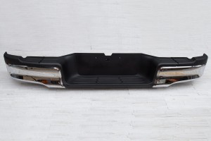 TOYOTA HILUX VIII AN120 2015+ TYLNY ZDERZAK STAL CHROM 520230K060