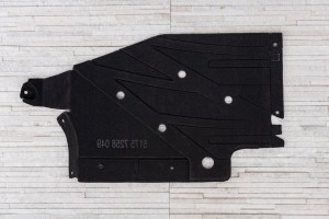 BMW SERIA 1 F21 KOMBI 2011-2019 MATERIAŁOWA OSŁONA PODWOZIA BOCZNA LEWA 51757258049