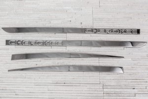 JEEP CHEROKEE V KL 2014-2023 DEKORACYJNE LISTWY DRZWI