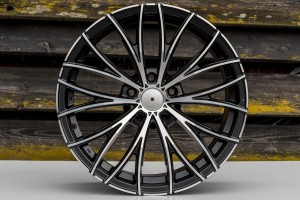 DACIA DUSTER FELGA 18 5x114,3