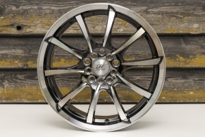 SUBARU FORESTER IMPREZA LEGACY FELGA 17X7 5/100 ET/40 OC 73,1