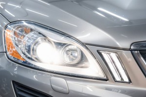 VOLVO XC60 I 2008-2013 PRZED FACELIFTINGIEM  ŚWIATŁO DO JAZDY DZIENNEJ DRL LED PRZEDNIE PRAWE 31290874