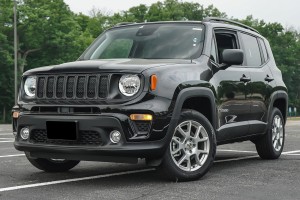 JEEP RENEGADE I BU 2018-2022 PO FACELIFTINGU CHROMOWANA RAMKA PRZEDNIEGO HALOGENU LEWA 6VM61SZ0AA