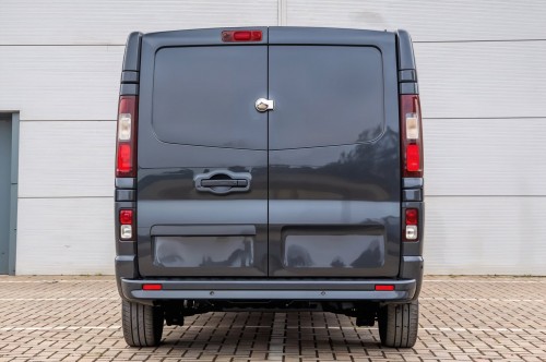 OPEL VIVARO B 2014-2019 KAMERA COFANIA FULL HD DYNAMICZNE LINIE NAD DRZWI BAGAŻOWE W MIEJSCE ŚWIATŁA STOPU