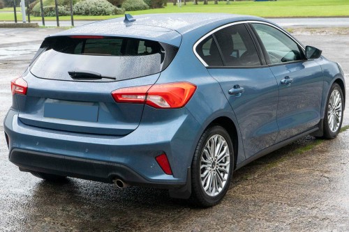 FORD FOCUS MK4 IV 2018+ HATCHBACK CHLAPACZE