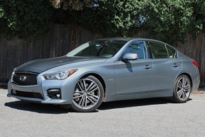 INFINITI Q50 2013-2024 CHLAPACZE