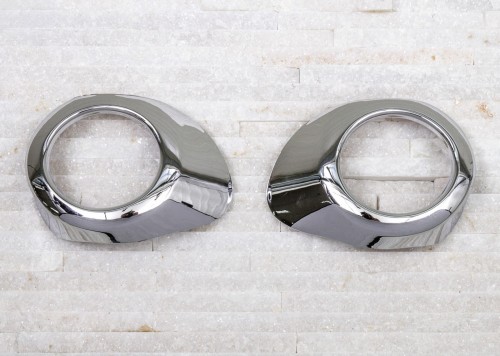 VOLKSWAGEN JETTA 2005-2010 WYPRZEDAŻ NAKŁADKI NA LAMPY PRZECIWMGIELNE PRZEDNIE